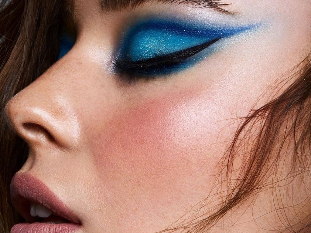 https://www.bano.makeup/uploads/media/mag/Getting to know 17 trending eye shadow models that you must try, bano Makeup article (23).jpg